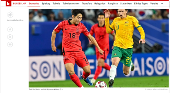 A screen capture of an article on the website of leading German football magazine Kicker shows Paris Saint-Germain's Lee Kang-in in an article about KAA Gent's Hong Hyun-seok. The caption says, “Soon on the ball for Mainz: Hyunseok Hong.”  [SCREEN CAPTURE]