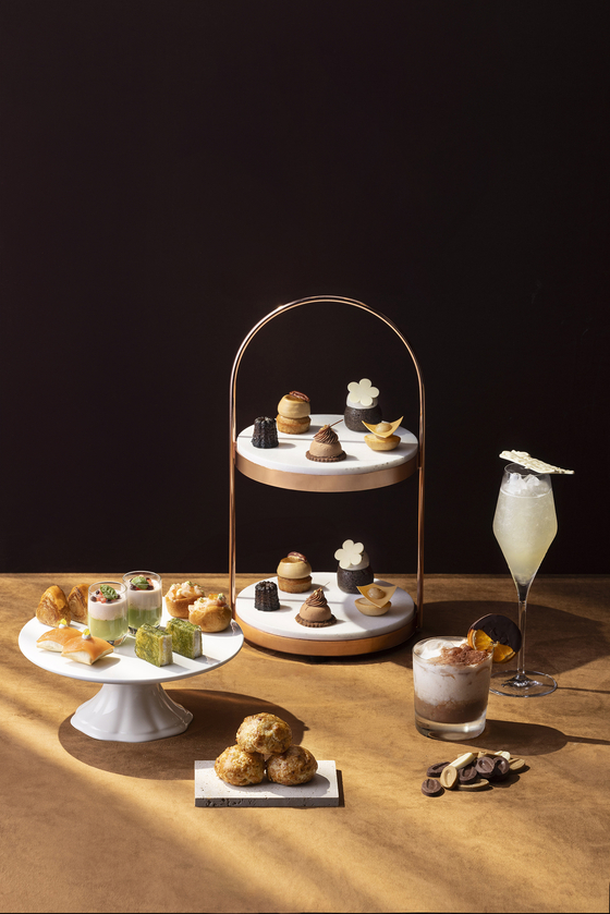 Valrhona Chocolate Afternoon Tea at Grand Hyatt Seoul's Gallery lounge and bar in Yongsan District, central Seoul [GRAND HYATT SEOUL]