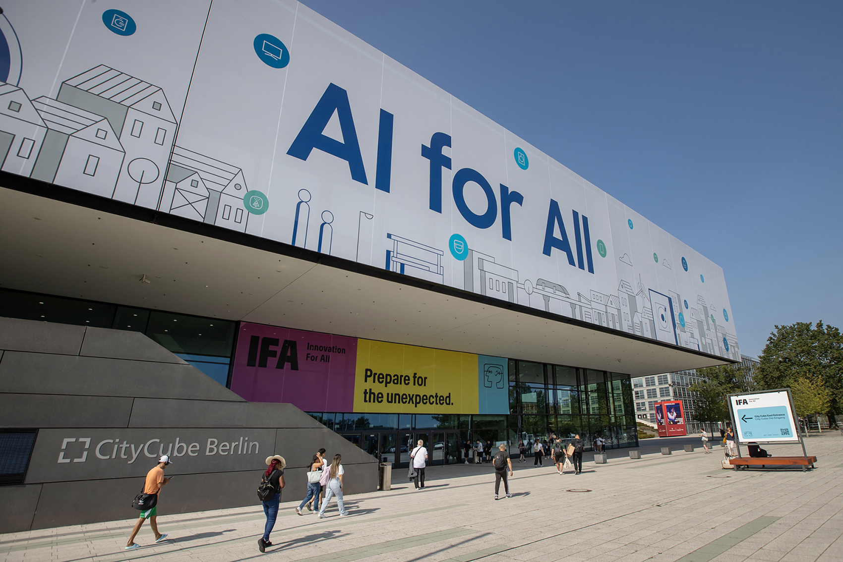 Samsung Electronics' outdoor advertisement at the IFA 2024 trade show that will be held in Berlin from Friday to Sept. 10. [SAMSUNG ELECTRONICS]