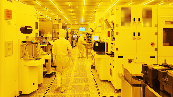 LB Semicon's semiconductor fabrication plant in Pyeongtaek, Gyeonggi [PARK HAE-LEE]