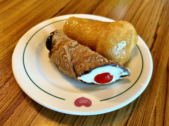 Canoli and rum babà at Amor Napoli [LEE JIAN]