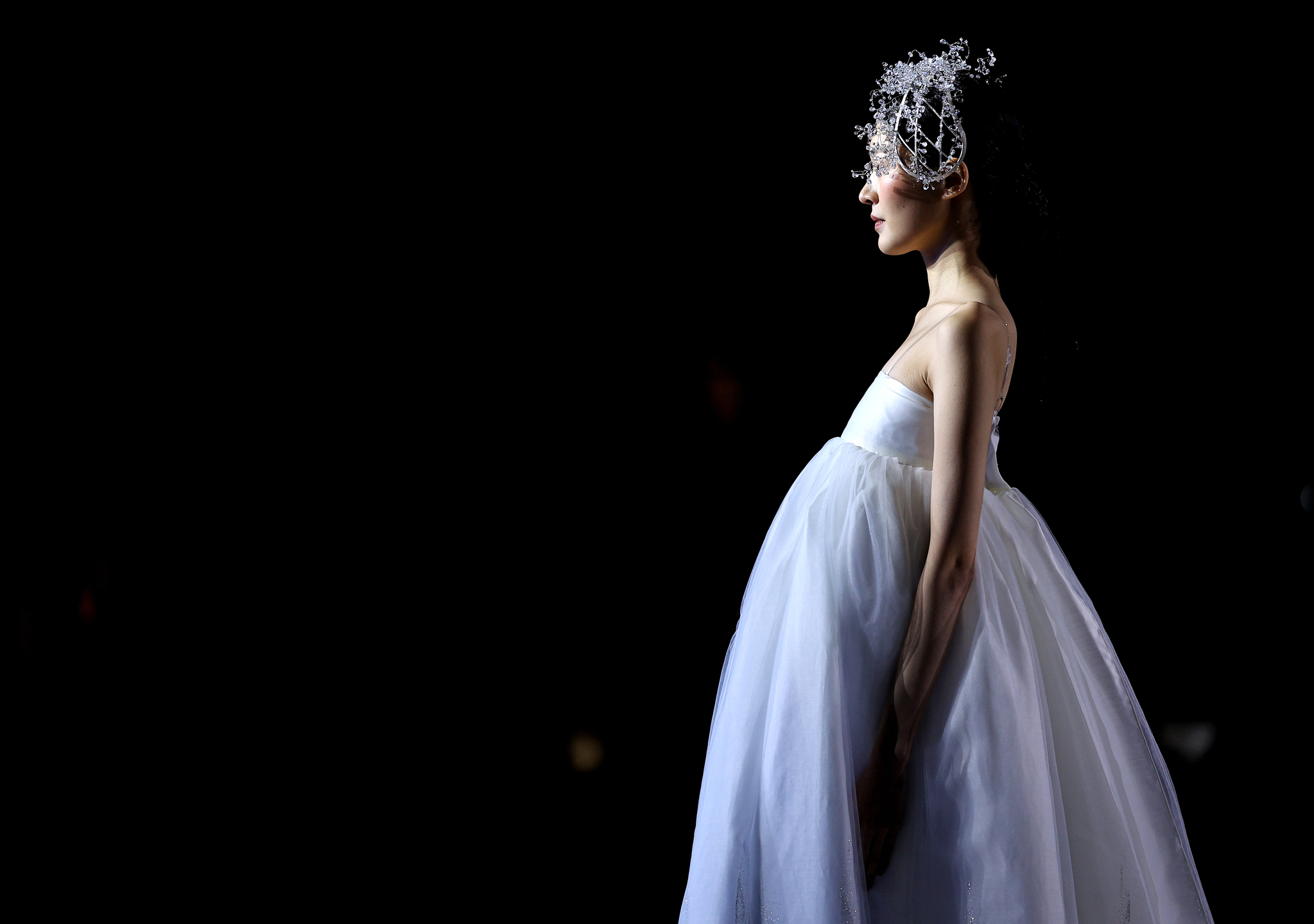 A model walks the runway during a hanbok, or traditional Korean dress, fashion show for the 2023 Jongno Hanbok Festival in central Seoul on Oct. 21, 2023. [YONHAP]