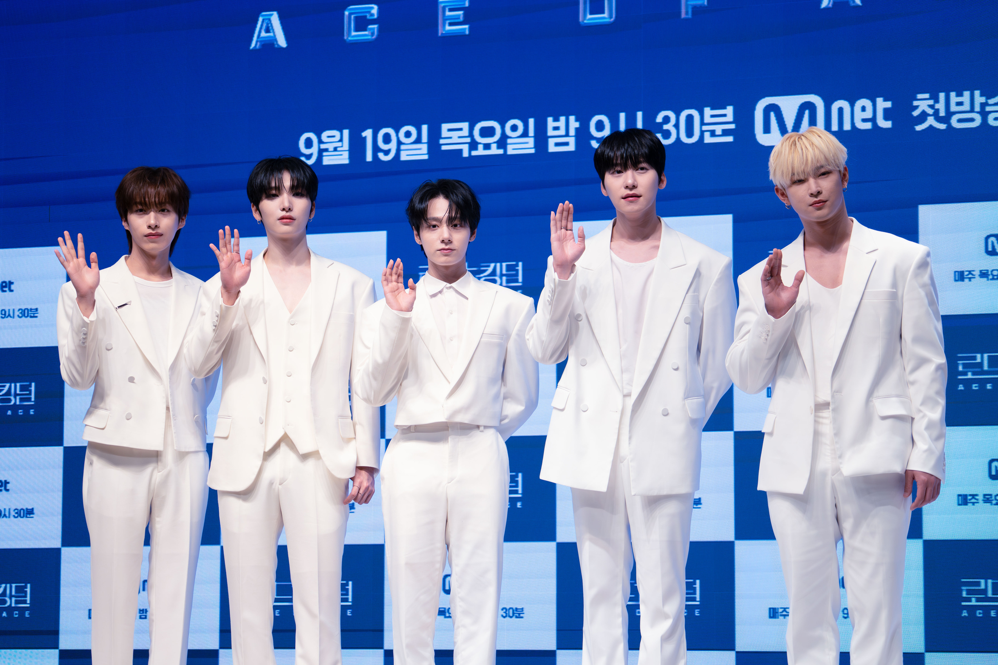 Boy band Oneus, set to compete in Mnet's competition show ″Road to Kingdom: Ace of Ace″ [DANIELA GONZALEZ PEREZ]