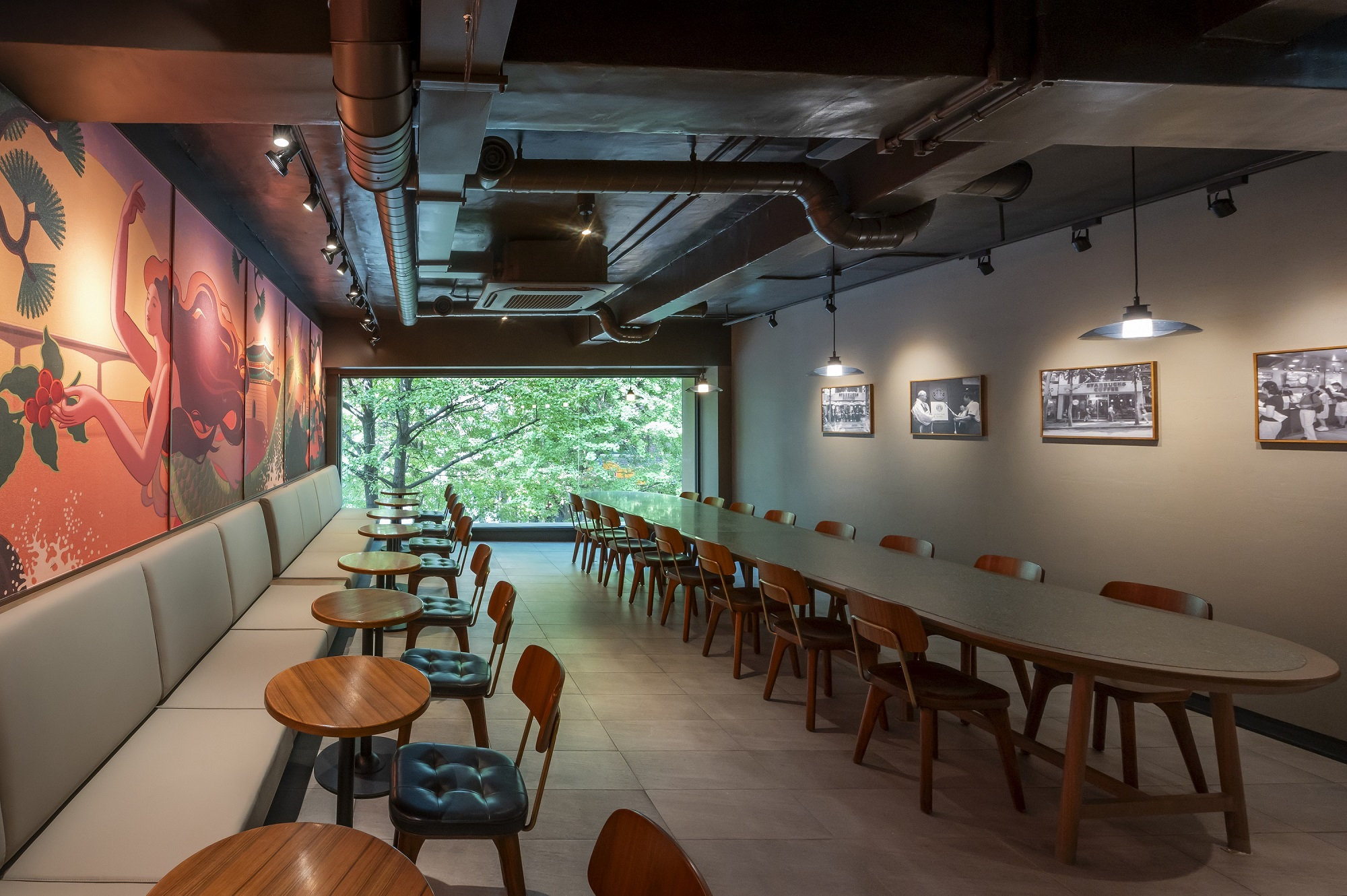 The third floor of the EDAE branch [STARBUCKS KOREA]