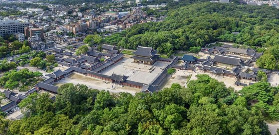 A view of Changdeok Palace in Jongno District, central Seoul [JOONGANG PHOTO]