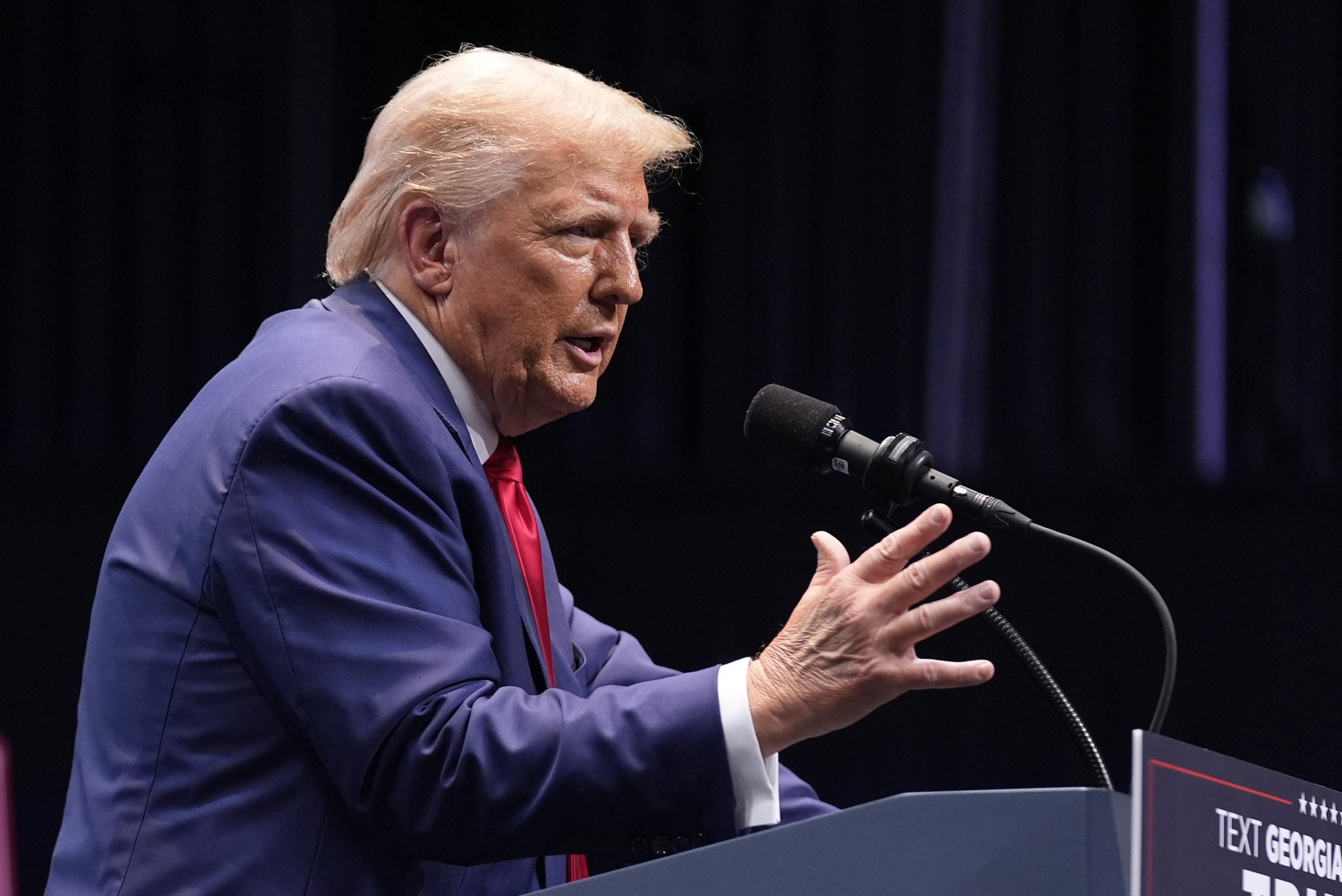 Republican presidential nominee former President Donald Trump speaks about the tax code and manufacturing at the Johnny Mercer Theatre Civic Center, Tuesday. [AP/YONHAP]