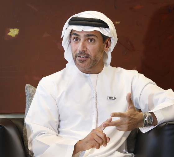 Issam Kazim, CEO of the Dubai Corporation for Tourism and Commerce Marketing, speaks to the Korea JoongAng Daily at the JoongAng Ilbo Building in Mapo District, western Seoul, on Monday. [PARK SANG-MOON]