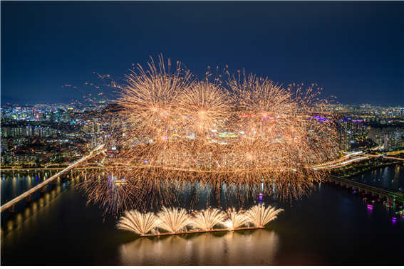 A previous edition of the Seoul International Fireworks Festival [SEOUL METROPOLITAN GOVERNMENT]