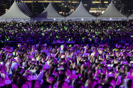 The K-Music Season Good Night Concert held at the Haeundae Beach on Oct. 3 in Busan [KMCA]