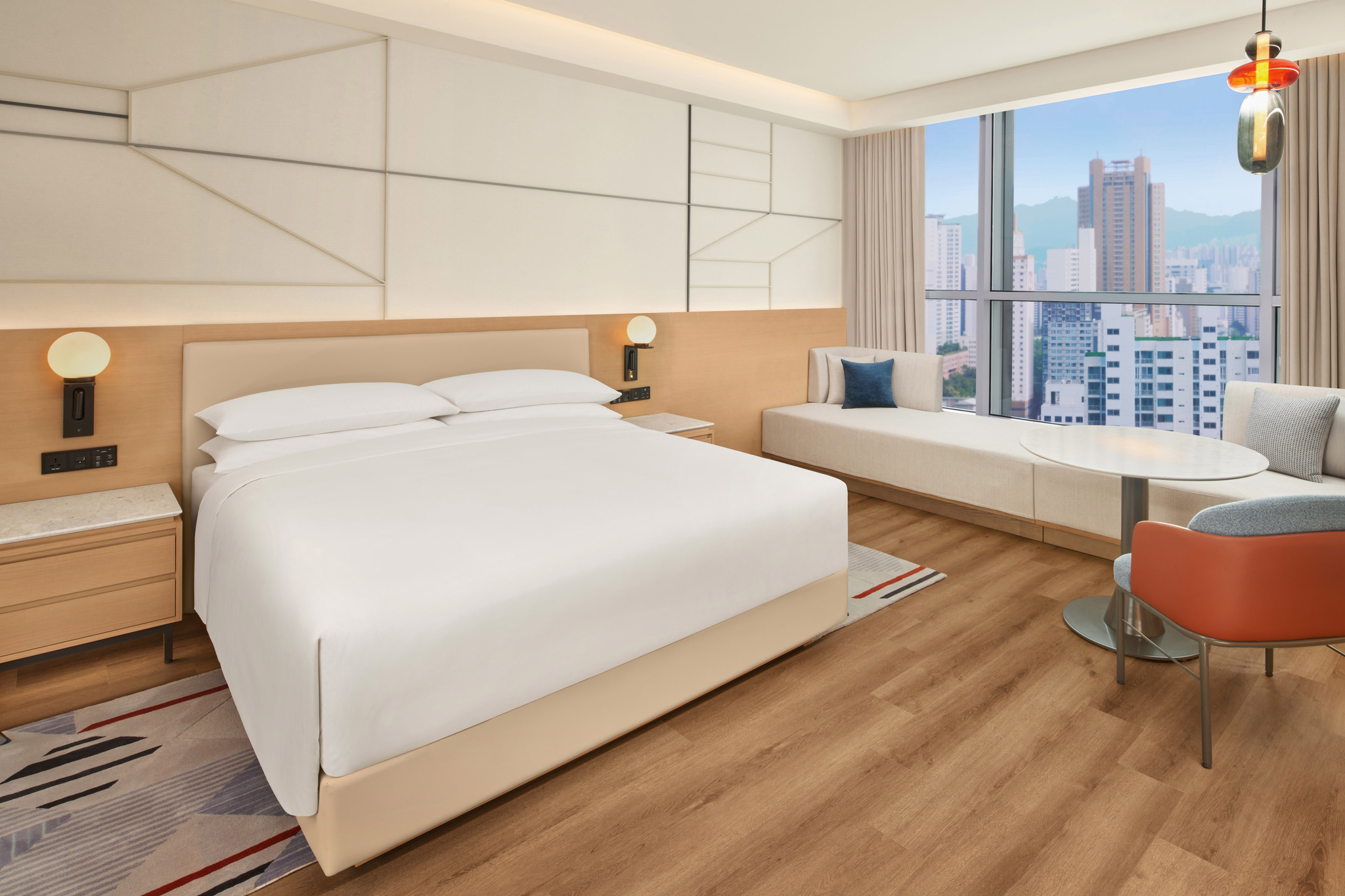 A Junior Suite King inside The Link Seoul, a Tribute Portfolio Hotel in Guro District, western Seoul [MARRIOTT INTERNATIONAL]              