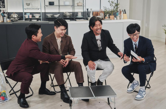 Kwon Sung-jun, also known as Napoli Matfia, and chef Edward Lee participate in the shooting of tvN talk show ″You Quiz on the Block″ (2018-). From left, comedian Jo Se-ho, chefs Kwon and Lee and comedian Yoo Jae-seok [SCREEN CAPTURE]