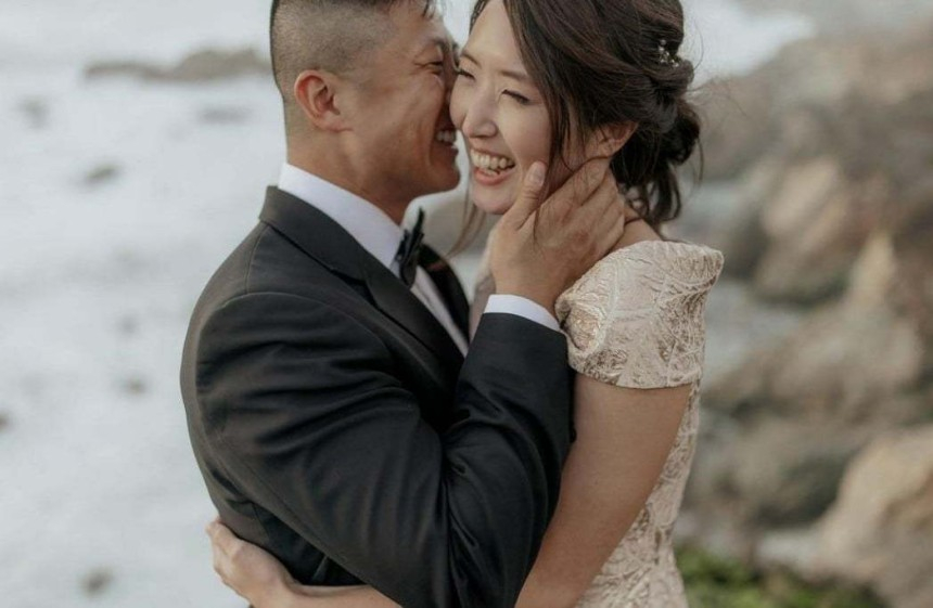 Chey Min-jung, the younger daughter of SK Chairman Chey Tae-won, tied the knot with Kevin Hwang, a Chinese American serving in the U.S. Marine Corps, at the Grand Walkerhill Hotel in eastern Seoul on Sunday. [SCREEN CAPTURE]