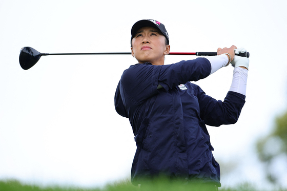 Amy Yang plays her shot from the 16th tee during the second round of the Walmart NW Arkansas Championship presented by P&G 2024 at Pinnacle Country Club on Sept. 28 in Rogers, Arkansas. [AFP/YONHAP]