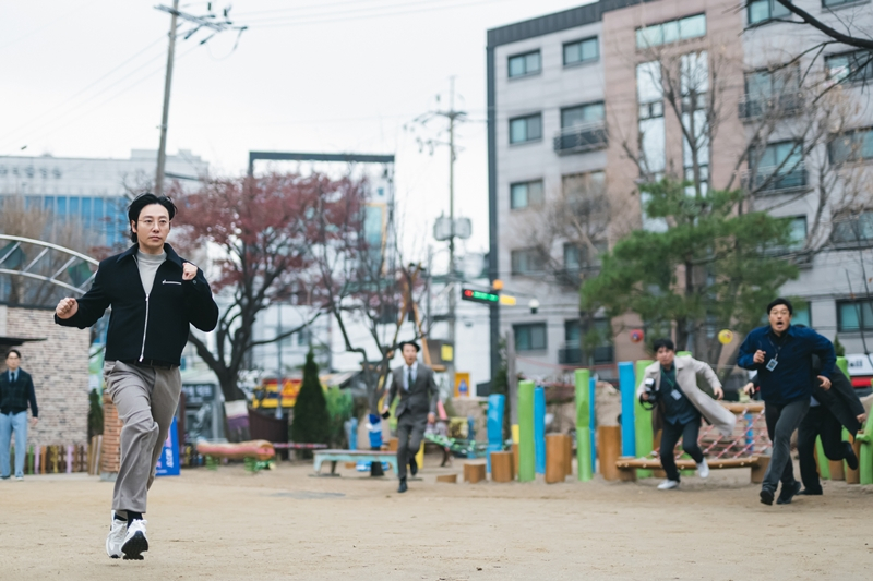 Still from Disney+ comedy series ″Seoul Busters″ [WALT DISNEY COMPANY KOREA]