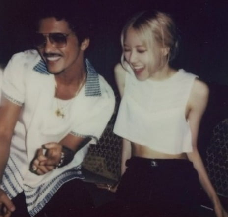 Bruno Mars, left, and Blackpink's Rosé [INSTAGRAM]