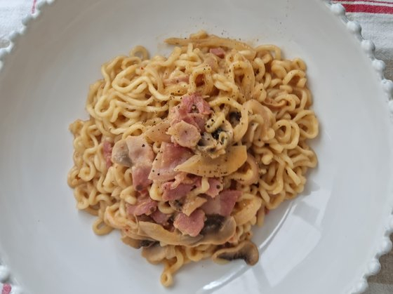 Toowoomba pasta made with ramen. [HONG YEO-RIM]