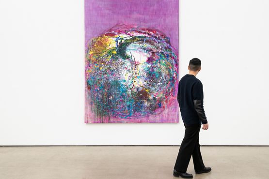 Artist Yun-hee Toh&#39;s painting is on view at Gallery Hyundai in central Seoul as part of her solo show ″Berlin.″  [GALLERY HYUNDAI]