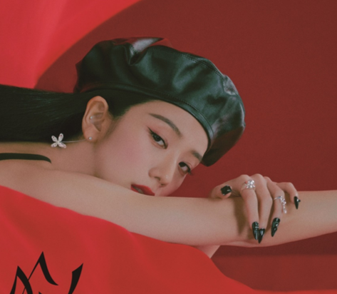 Poster for Jisoo's first solo album, ″Me″ [YG ENTERTAINMENT]